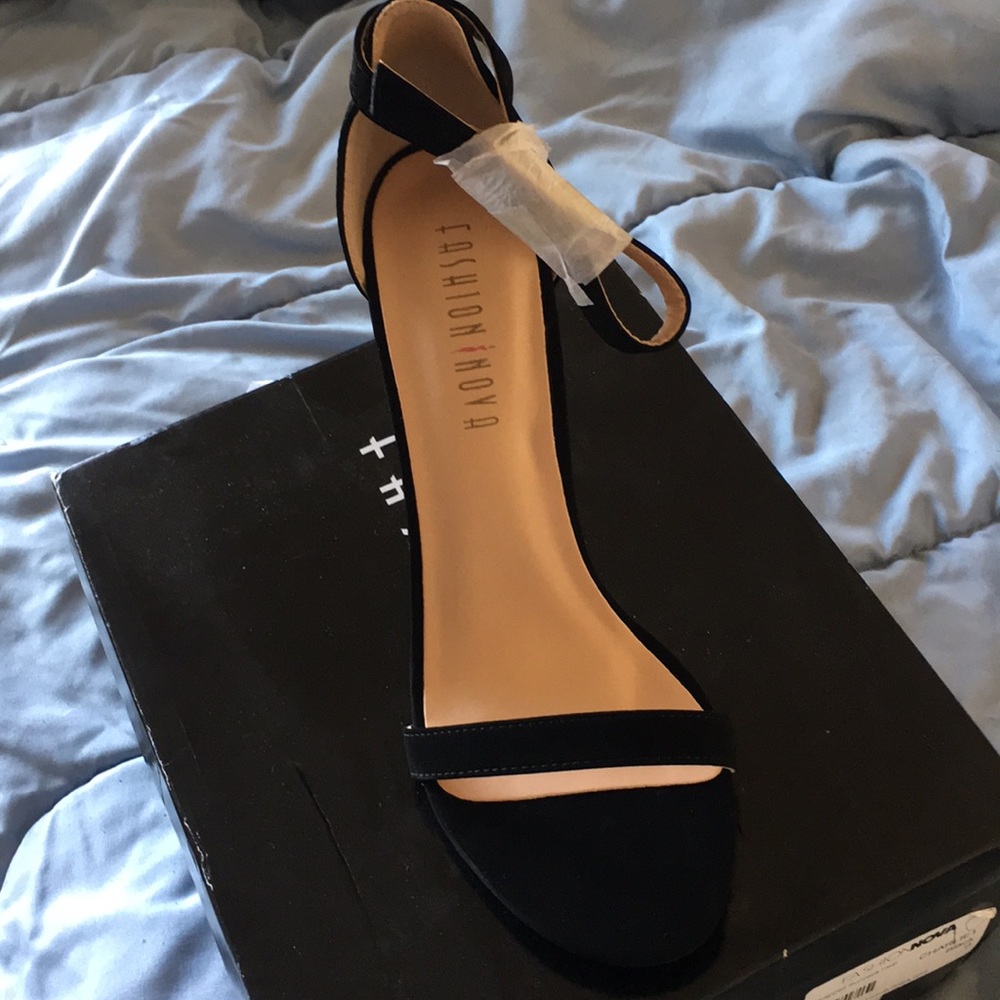 Heels suede